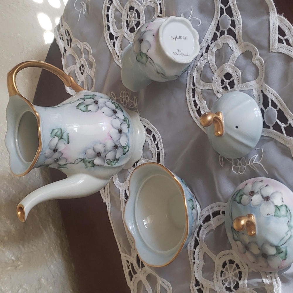 Porcelain Tea Set - Picture 3 of 9